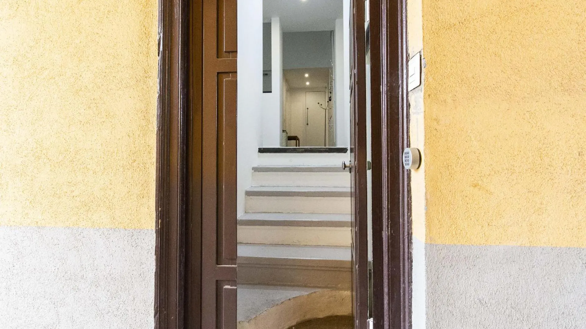Apartamento Cermenate 7 Milán